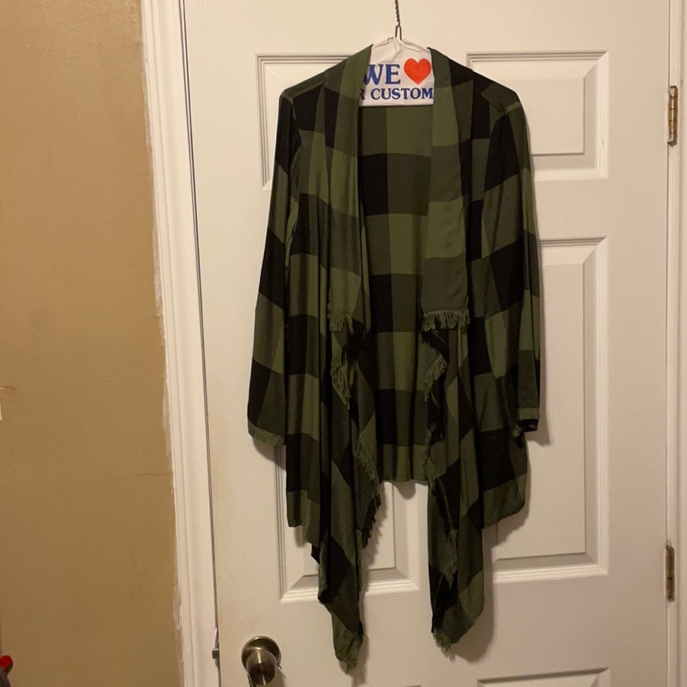 Maurices hunter green/black kimono size medium